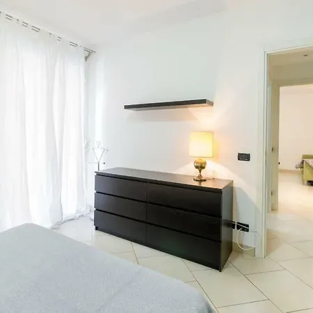 Relax E Confort In Pieno Centro. Balcone E Garage 公寓