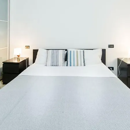 Relax E Confort In Pieno Centro. Balcone E Garage بورديغيرا